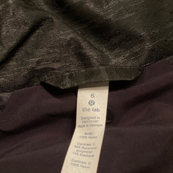 LululemonLab Taffeta Jacquard Coat - Spring weight - Picture 3 of 6
